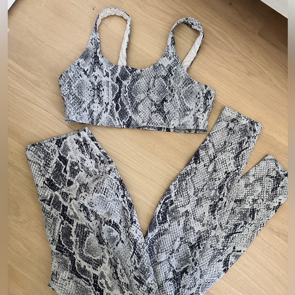 Alo Snakeskin Workout Set